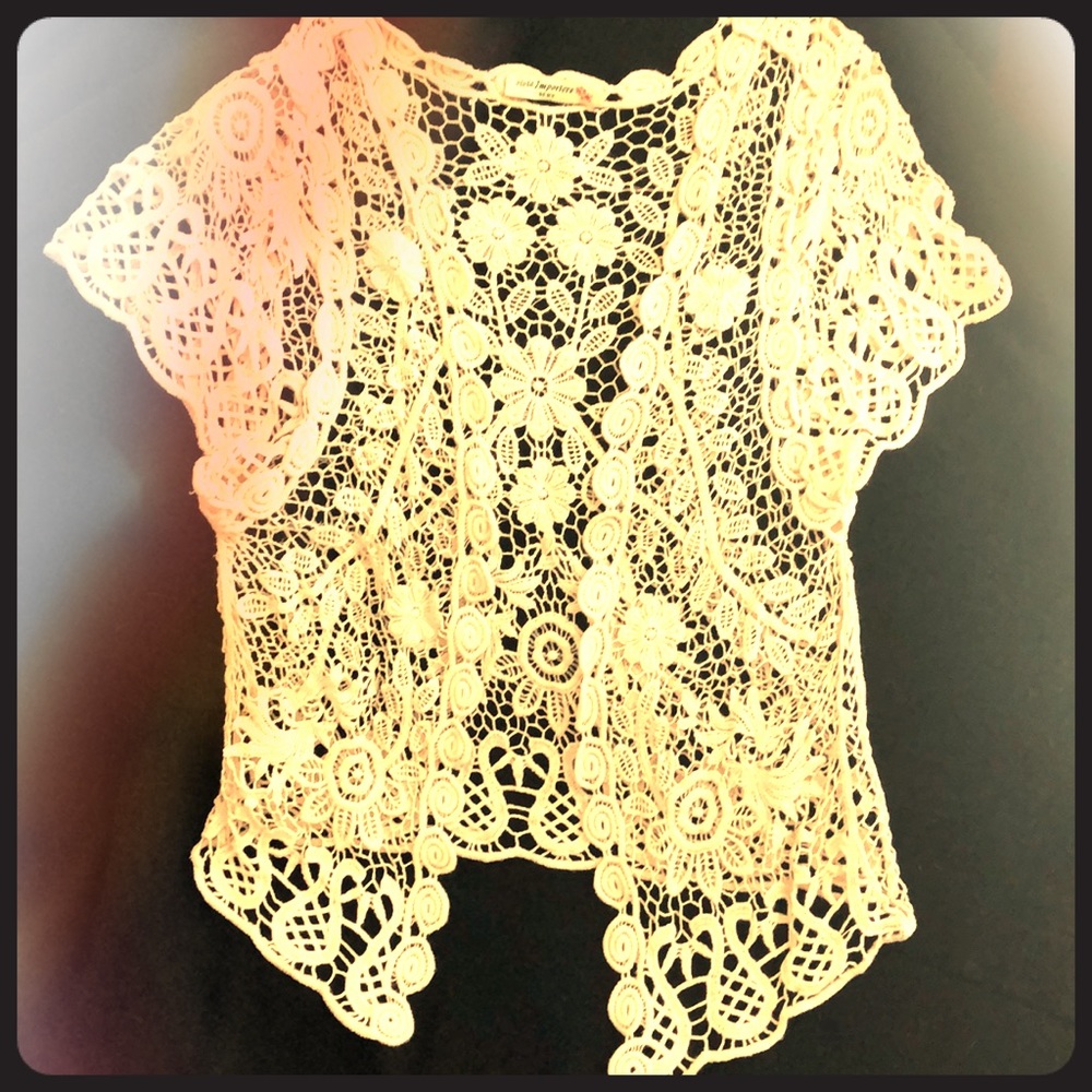 ⭐️VINTAGE LACE Vest🤩